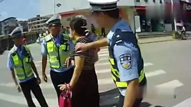 漫漫执法路，谁来保驾和护航？