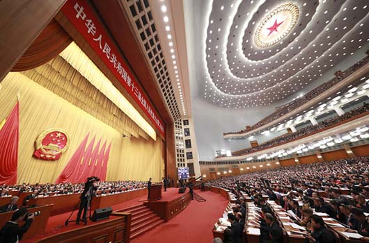 聚焦两会 | 教育公正、立异能力和社会治理，欧亿平台眼中的两会要害词